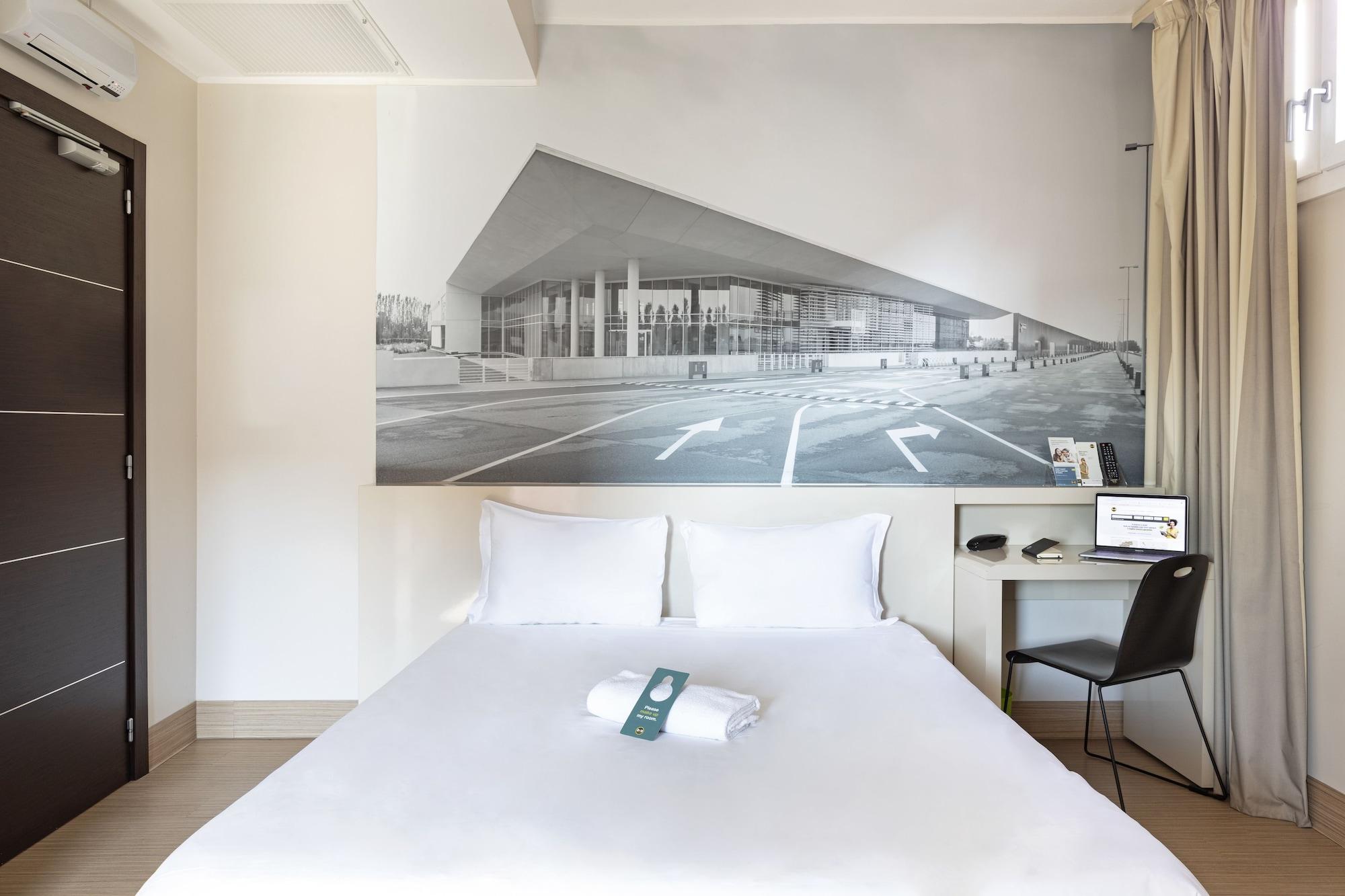 B&B Hotel Bergamo City Bagian luar foto