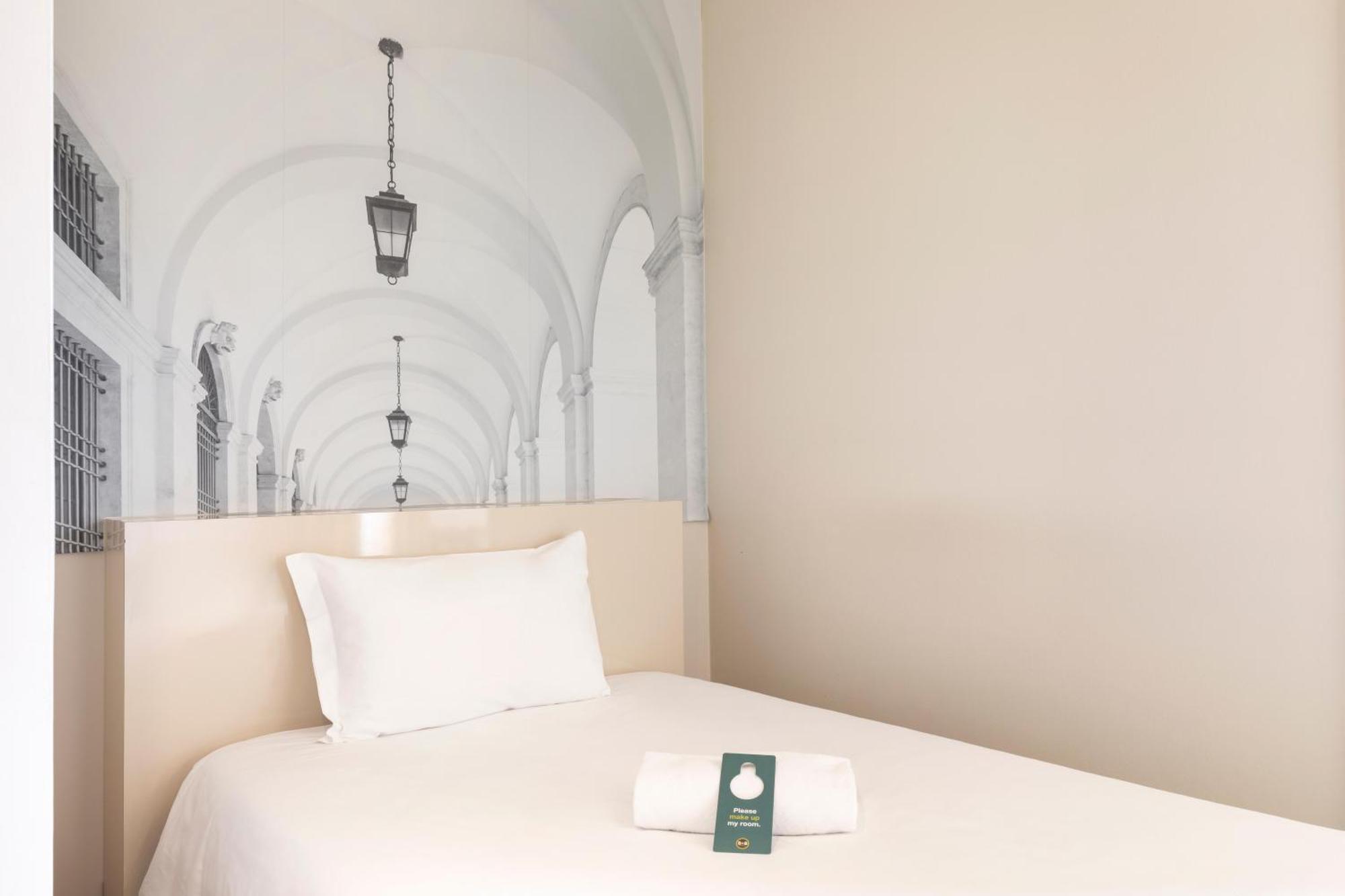 B&B Hotel Bergamo City Bagian luar foto