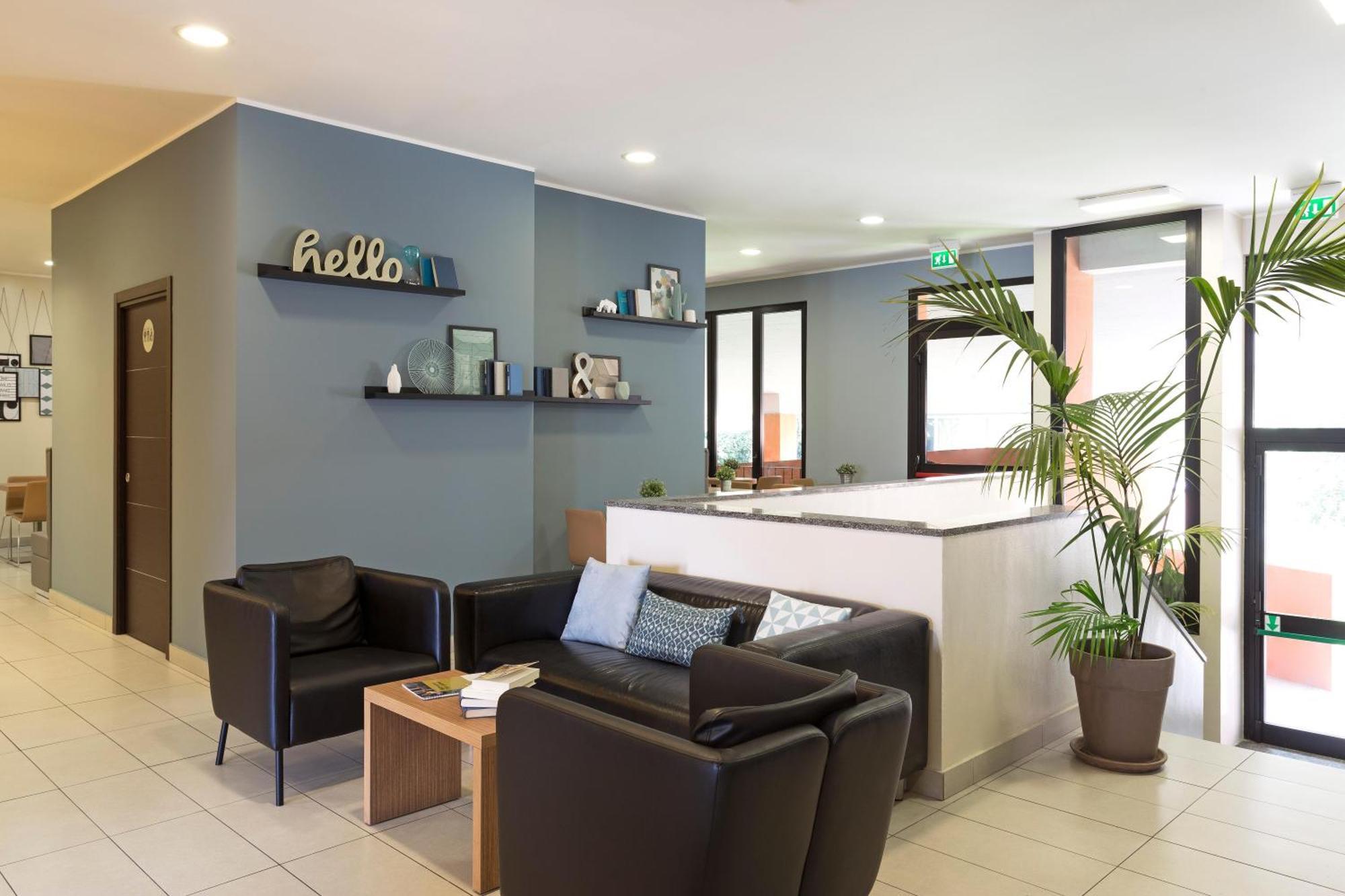 B&B Hotel Bergamo City Bagian luar foto