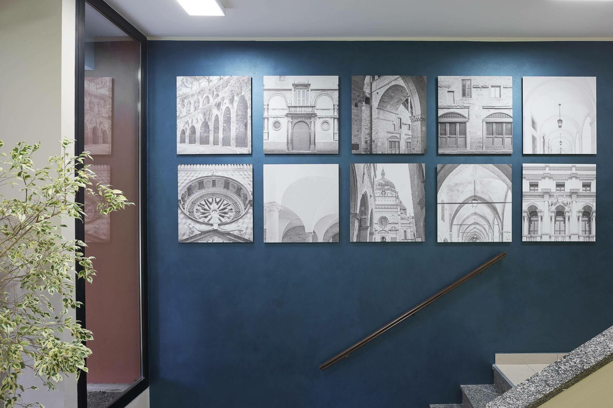 B&B Hotel Bergamo City Bagian luar foto